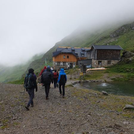 Am Weg zur Neubauhütte mit den Naturfreunden